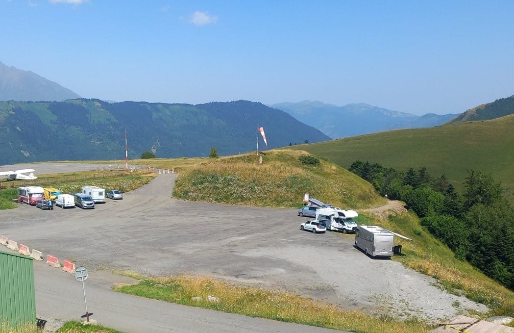 aire camping car peyragudes pyrénées